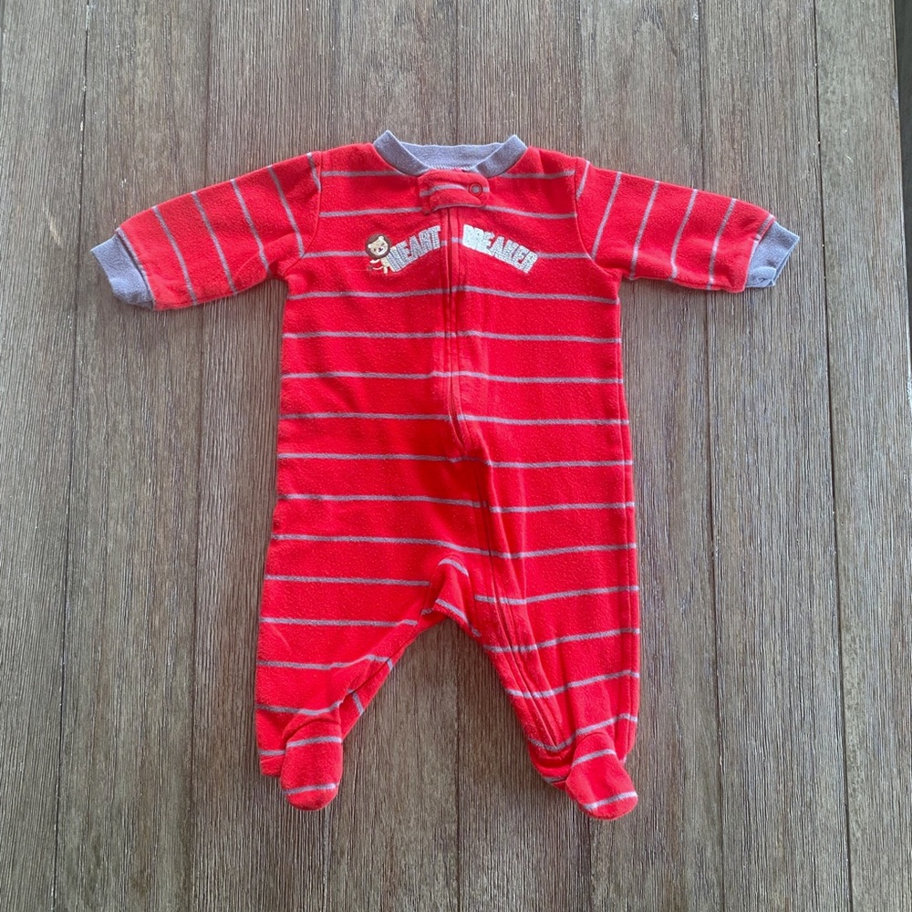 4/$20 Carter’s baby boy footie pajamas sleeper pajamas
